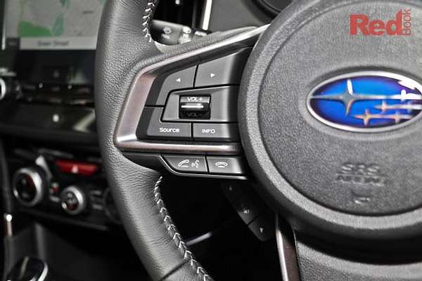 2025 Subaru Forester 2.5i Premium S5