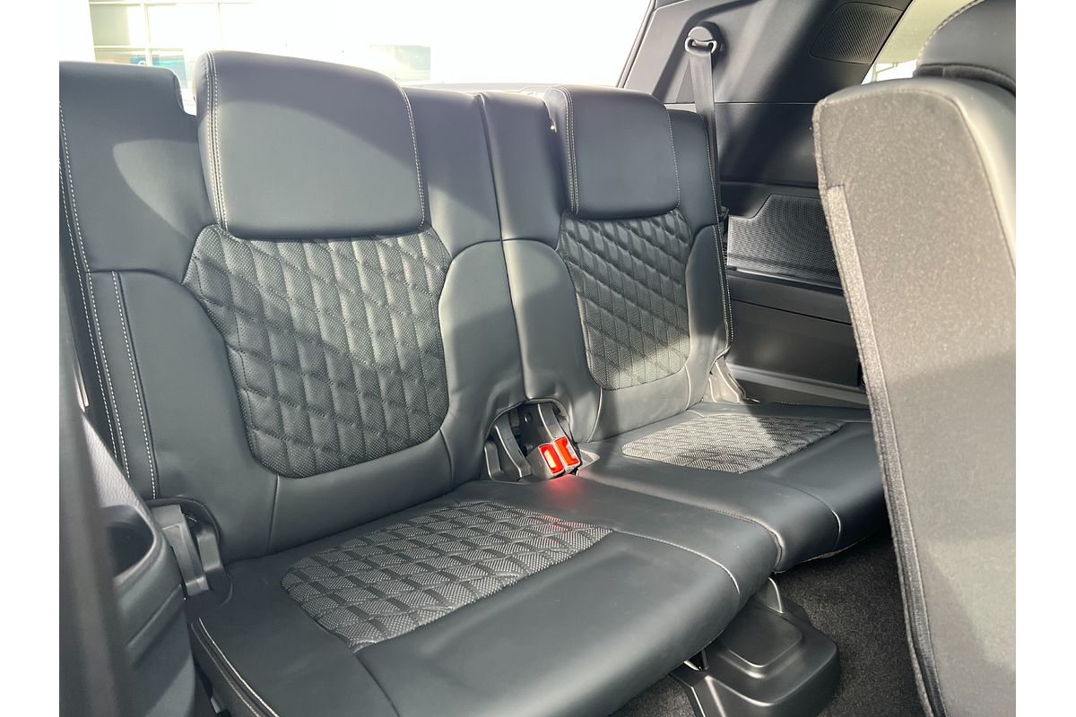 2025 Ford Everest Platinum 3.0L