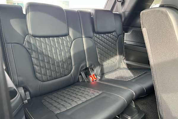 2025 Ford Everest Platinum 3.0L