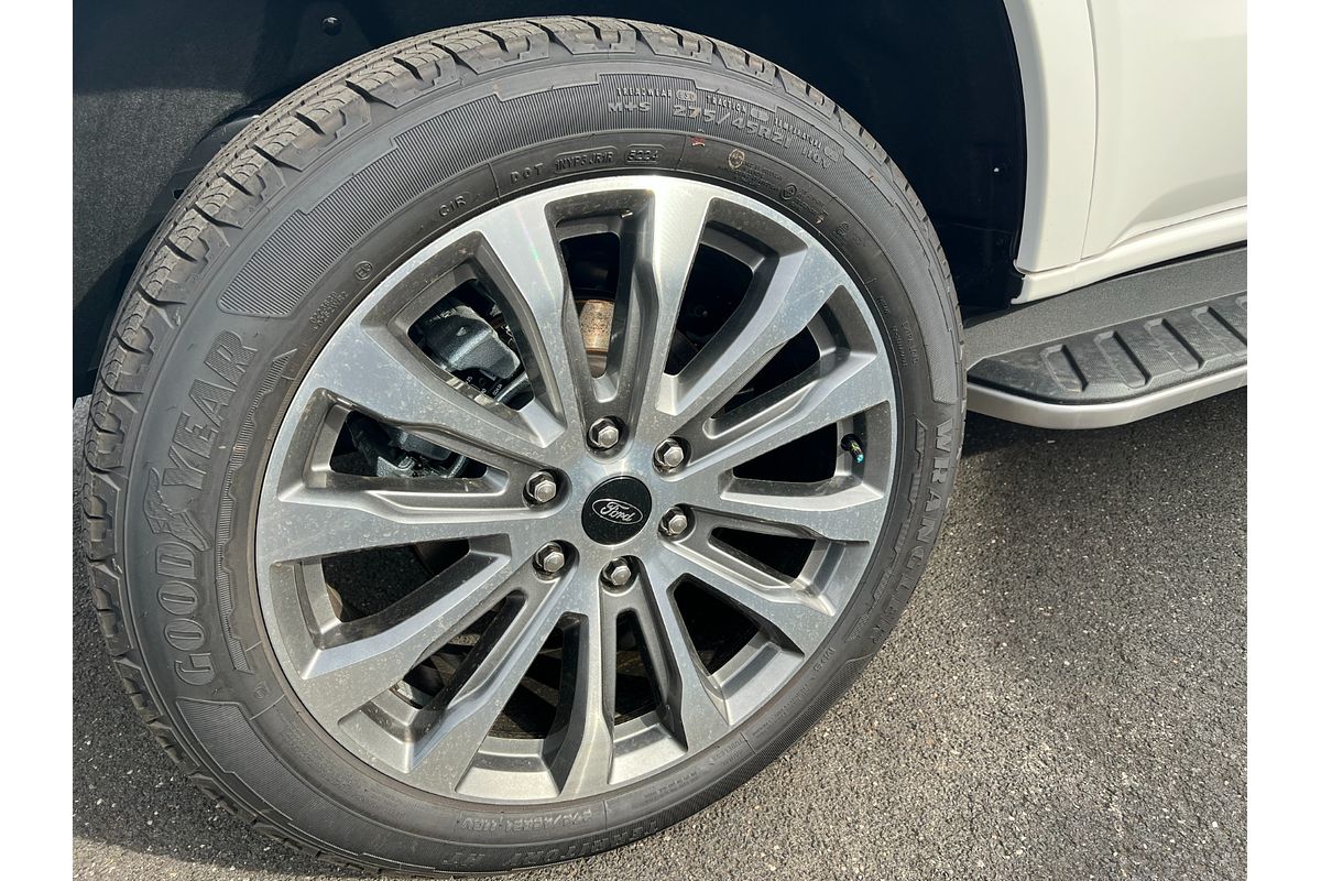 2025 Ford Everest Platinum 3.0L