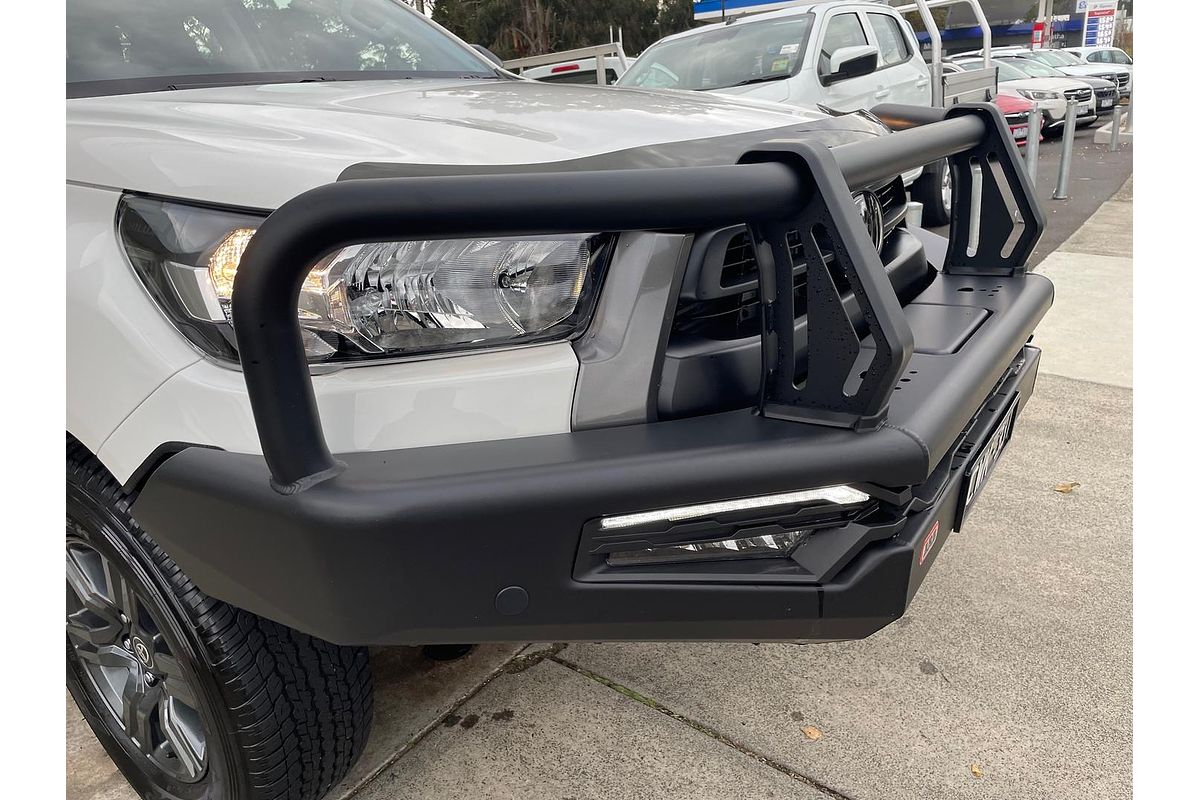 2024 Toyota Hilux SR GUN126R 4X4