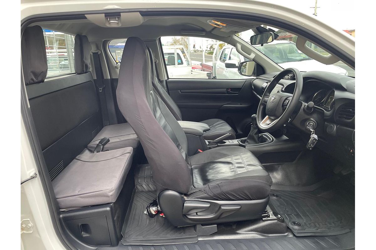 2024 Toyota Hilux SR GUN126R 4X4
