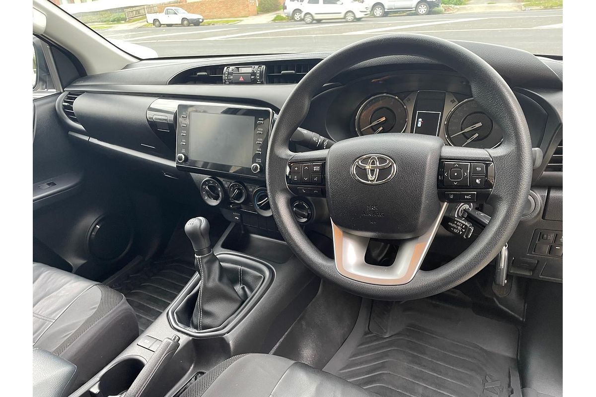 2024 Toyota Hilux SR GUN126R 4X4