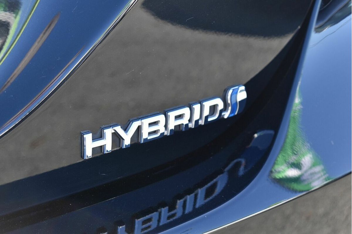 2021 Toyota Camry Ascent Sport Hybrid Axvh70R