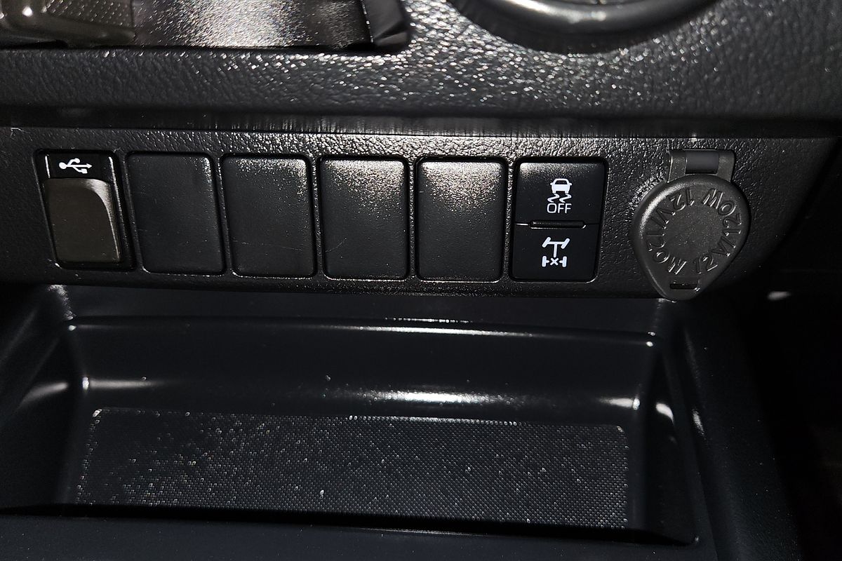 2023 Toyota Hilux SR GUN126R 4X4