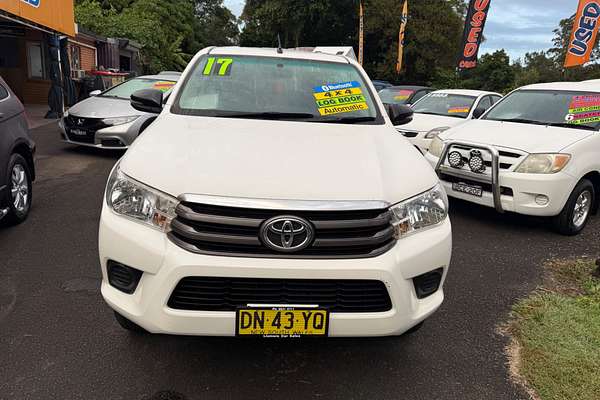 2017 Toyota Hilux SR GUN126R 4X4