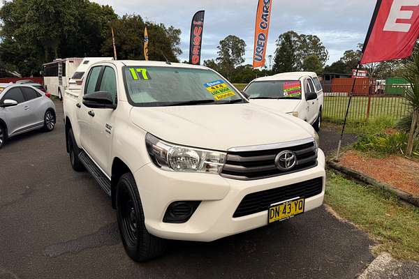 2017 Toyota Hilux SR GUN126R 4X4
