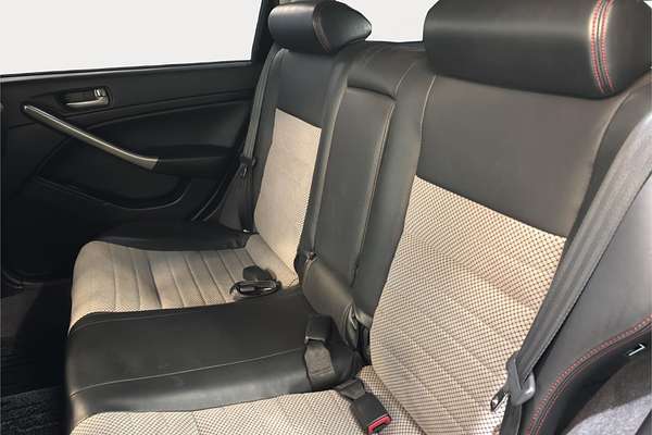 2004 Nissan Stagea Axis 350S