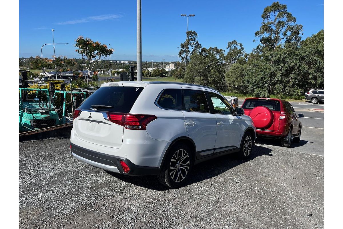 2015 Mitsubishi Outlander LS ZK