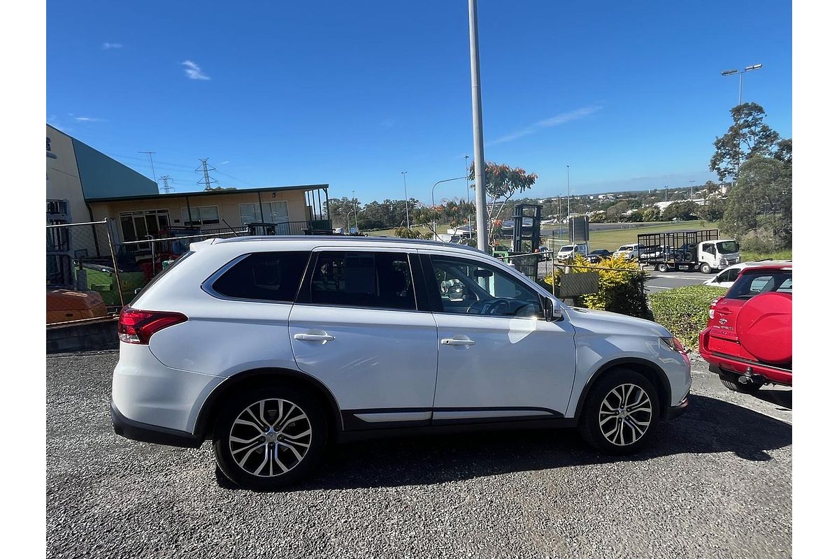 2015 Mitsubishi Outlander LS ZK