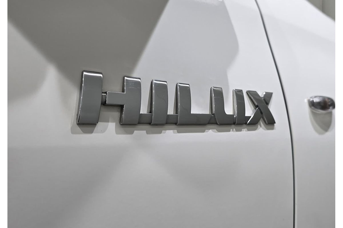 2019 Toyota Hilux Hilux 4x2 Workmate 2.7L Petrol Manual Single Cab C/C TGN121R Rear Wheel Drive