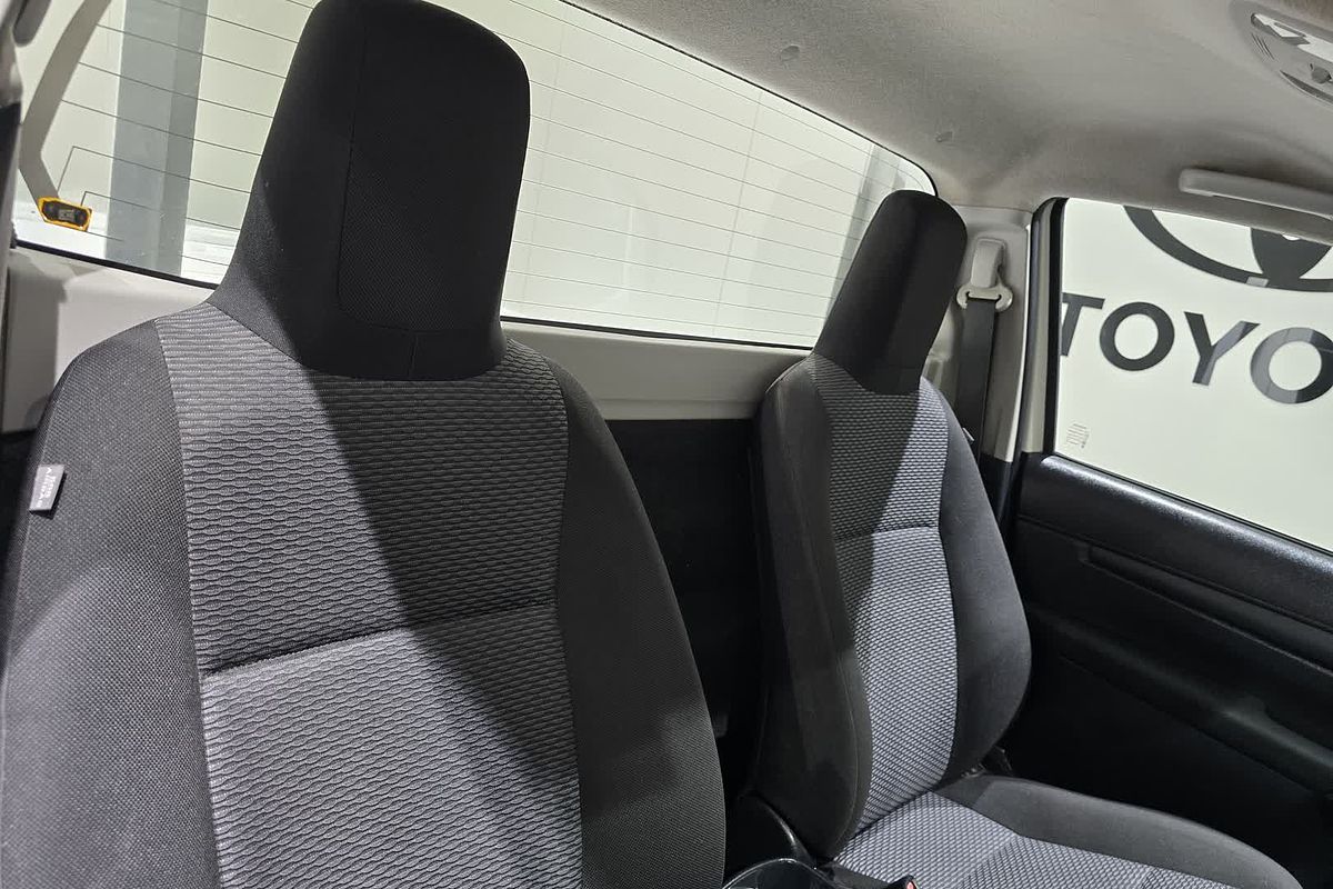 2019 Toyota Hilux Hilux 4x2 Workmate 2.7L Petrol Manual Single Cab C/C TGN121R Rear Wheel Drive