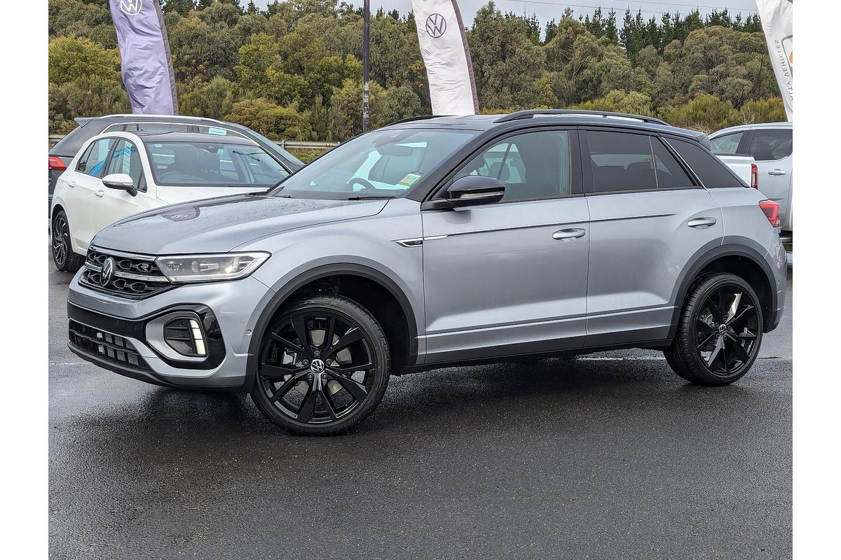 2025 Volkswagen T-Roc 140TSI R-Line D11