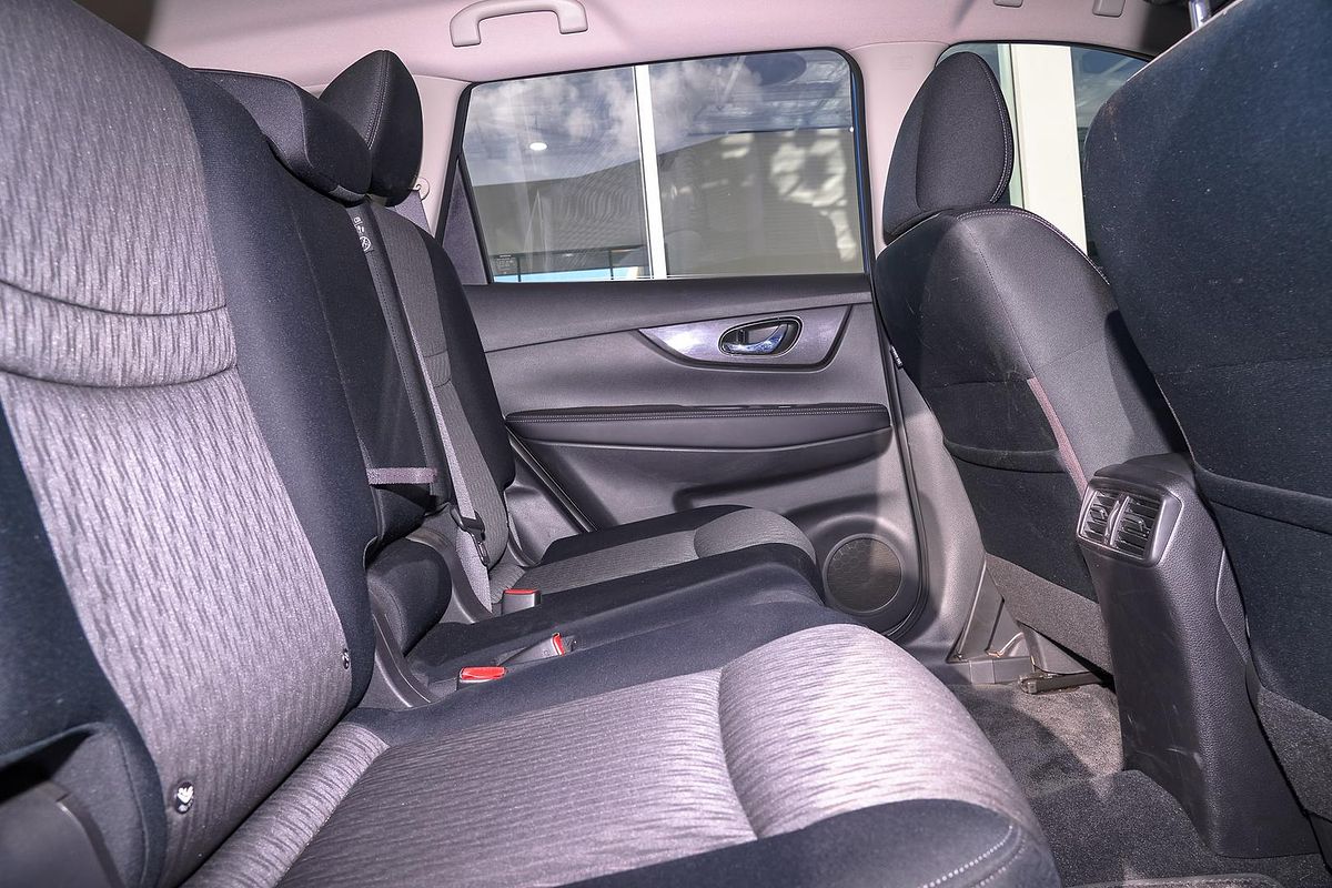 2021 Nissan X-TRAIL ST T32