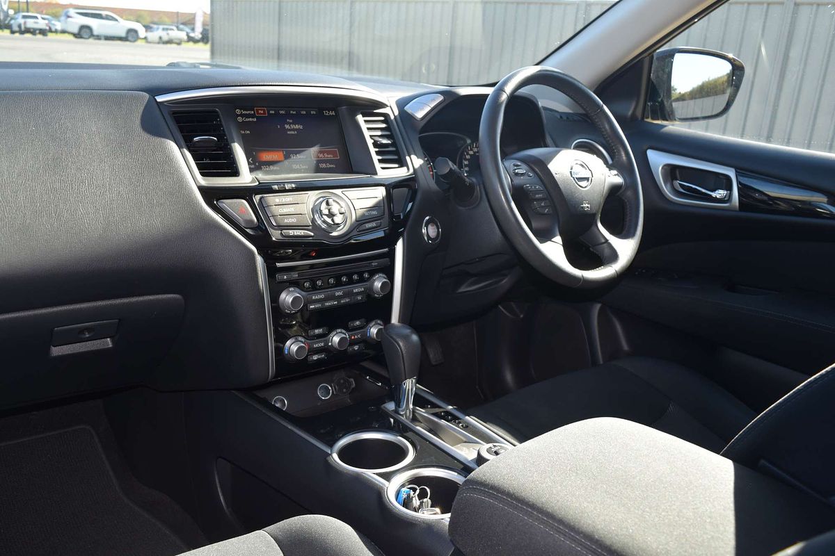 2017 Nissan Pathfinder ST R52 Series II