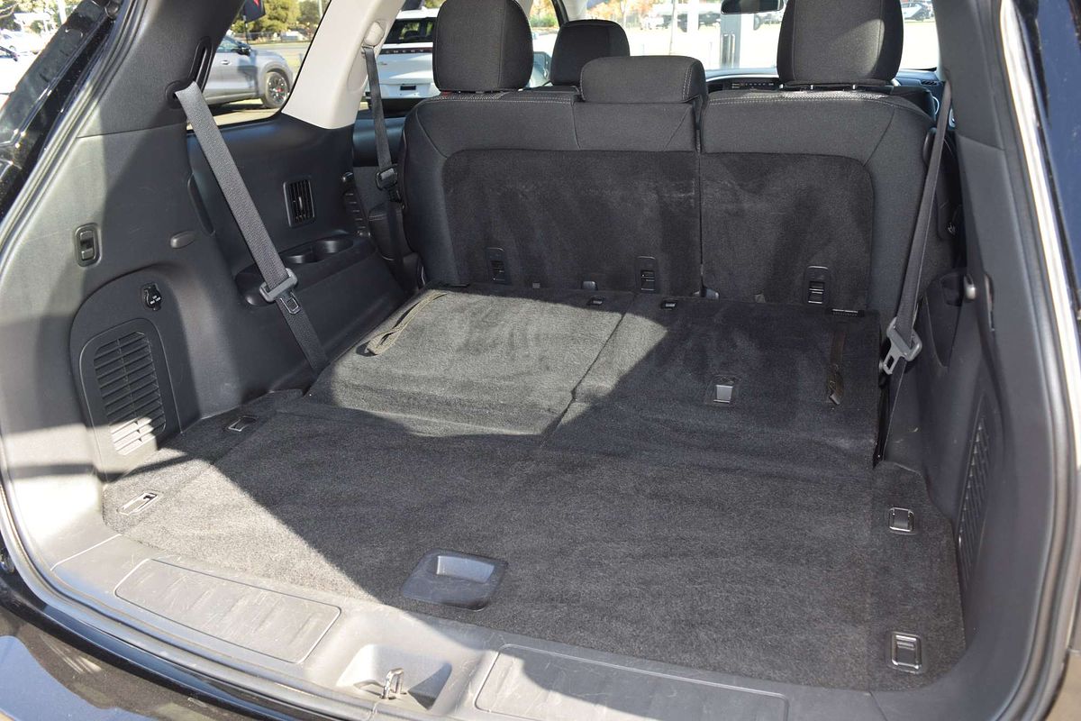 2017 Nissan Pathfinder ST R52 Series II
