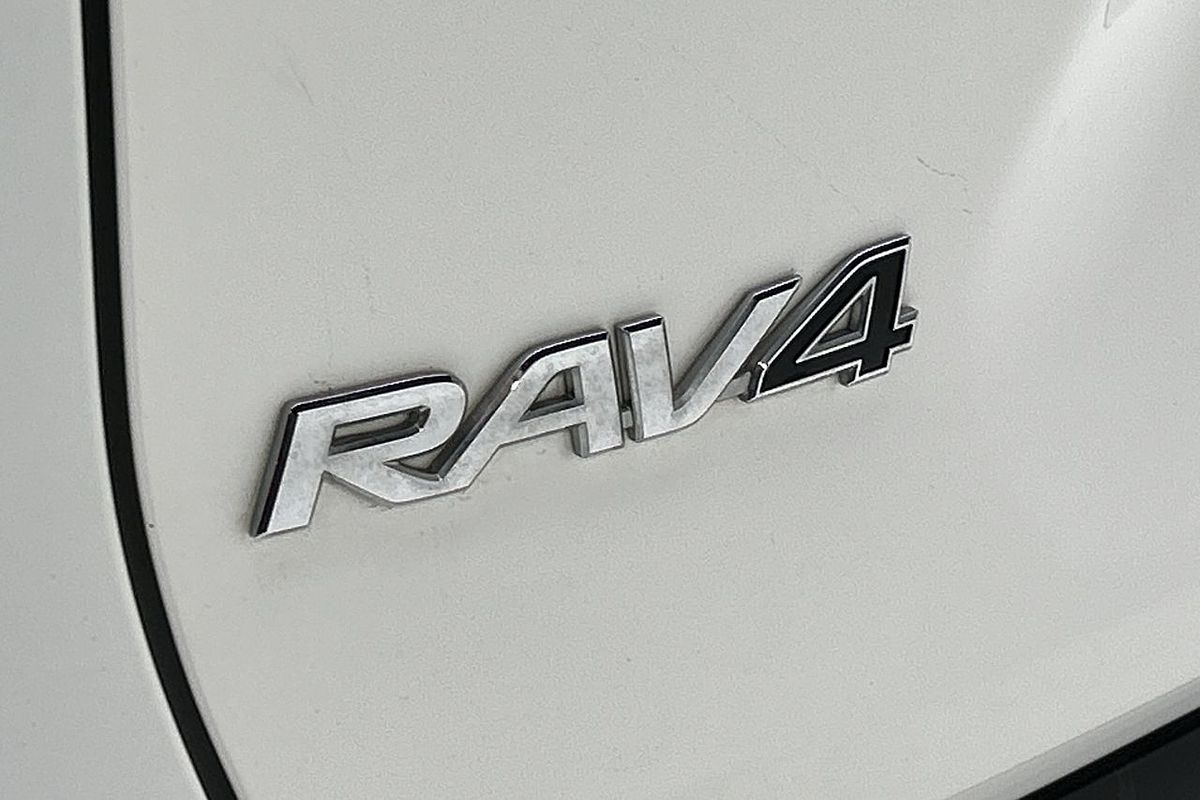 2020 Toyota RAV4 GX AXAH52R