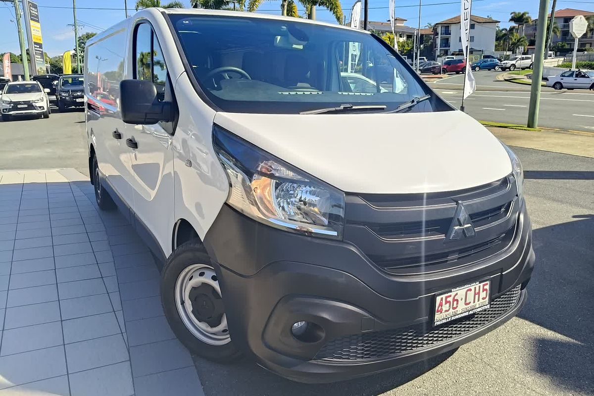 2020 Mitsubishi Express GLX SN LWB