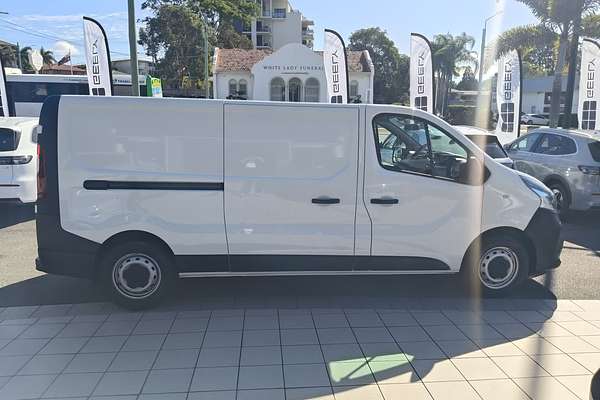 2020 Mitsubishi Express GLX SN LWB