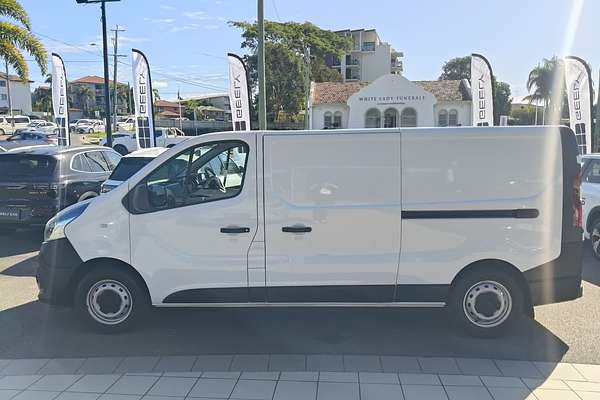 2020 Mitsubishi Express GLX SN LWB
