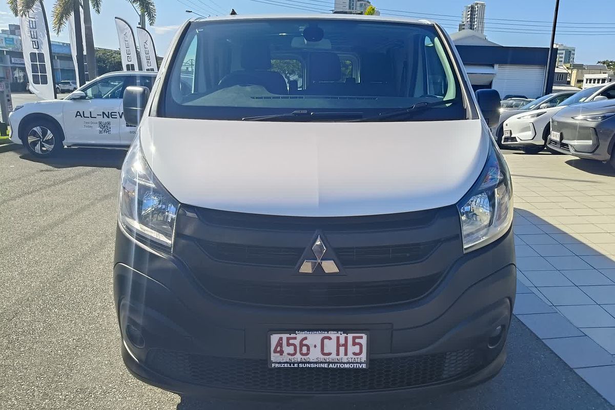 2020 Mitsubishi Express GLX SN LWB