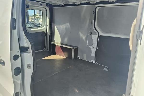 2020 Mitsubishi Express GLX SN LWB