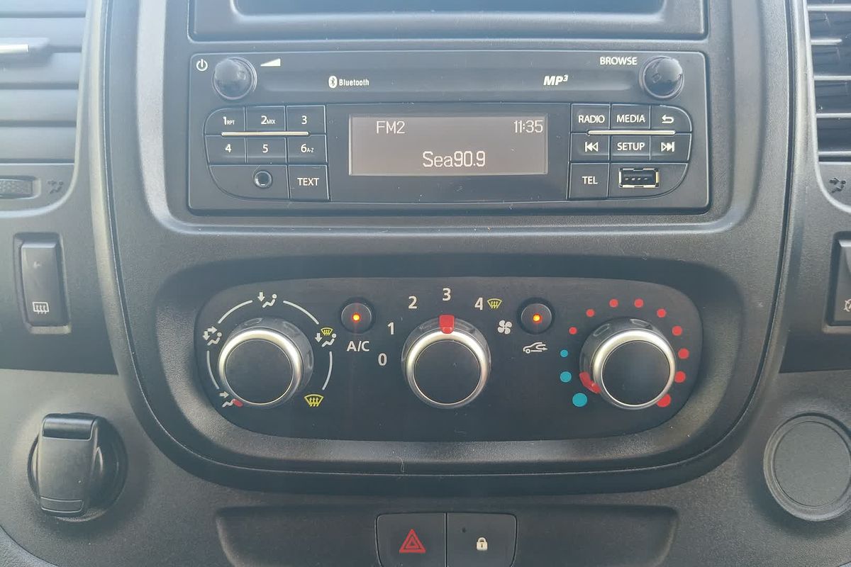 2020 Mitsubishi Express GLX SN LWB