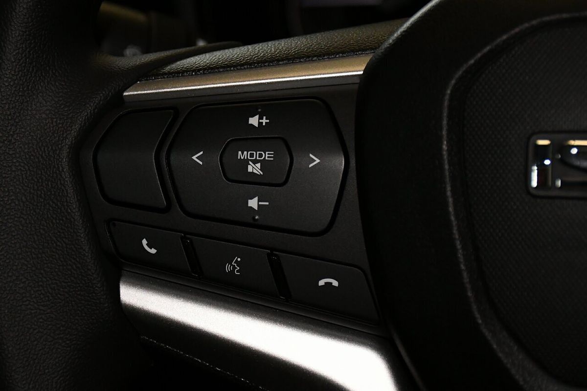 2025 Isuzu D-MAX SX 4X4