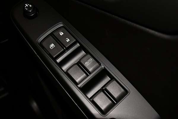 2025 Isuzu D-MAX SX 4X4
