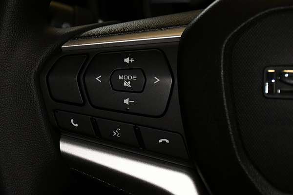 2025 Isuzu D-MAX SX 4X4