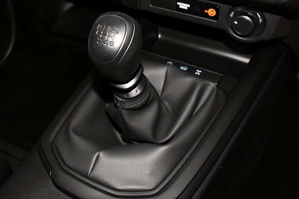 2025 Isuzu D-MAX SX 4X4