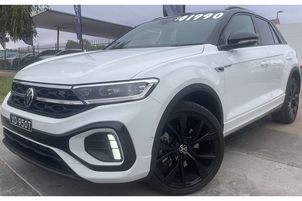 2023 Volkswagen T-Roc 140TSI R-Line D11
