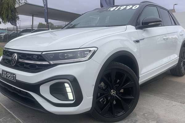 2023 Volkswagen T-Roc 140TSI R-Line D11