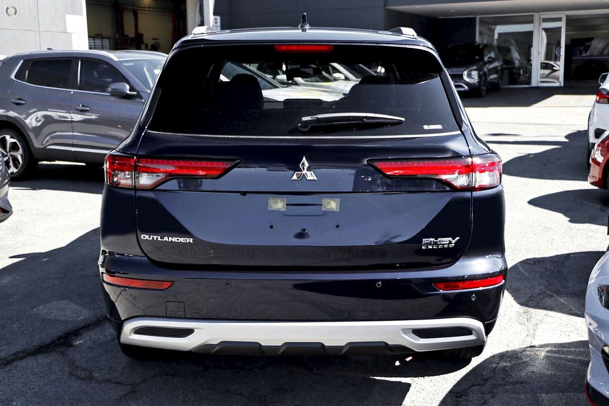 2024 Mitsubishi Outlander PHEV Exceed ZM
