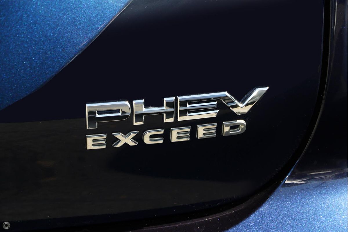 2024 Mitsubishi Outlander PHEV Exceed ZM