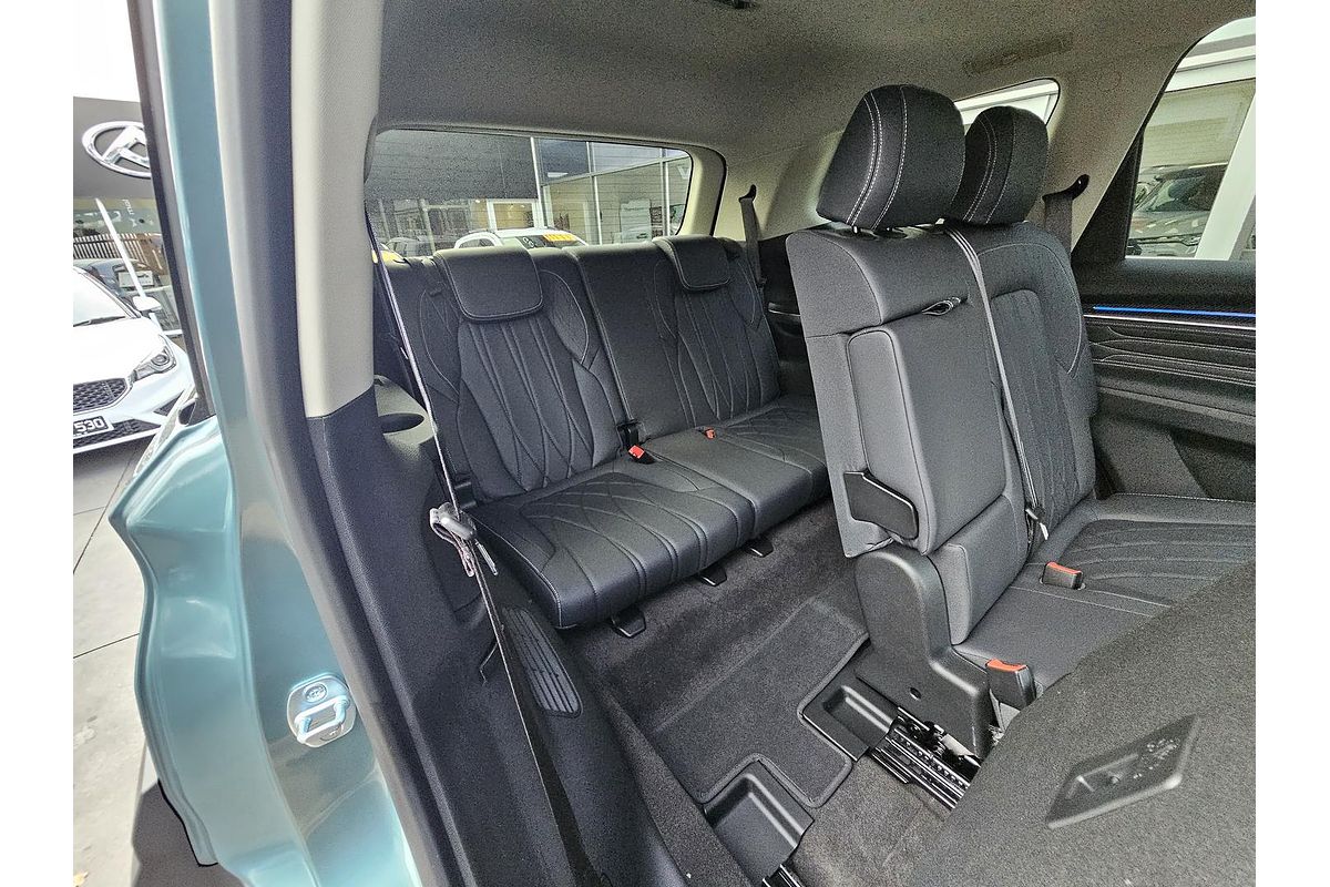 2025 LDV D90 Executive SV9A