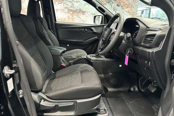 2025 Isuzu D-MAX X-RIDER 4X4