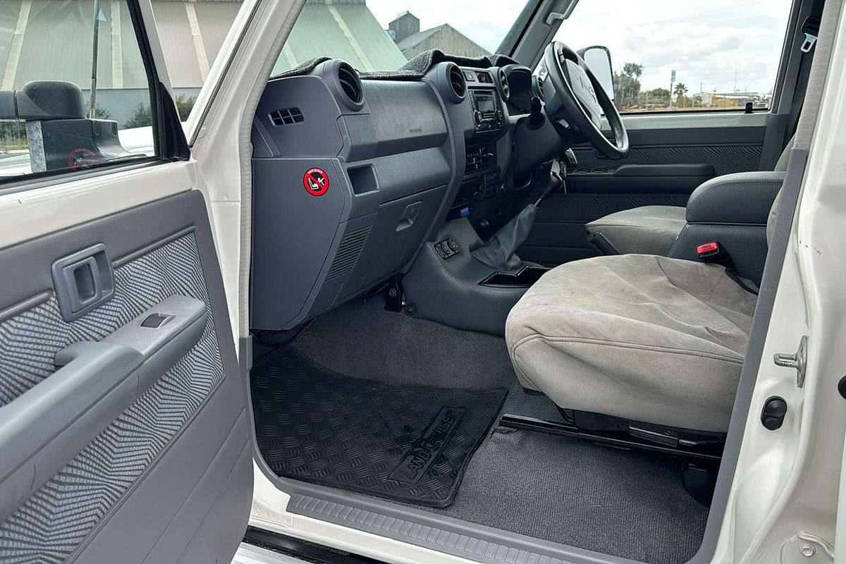 2015 Toyota Landcruiser GXL VDJ79R 4X4