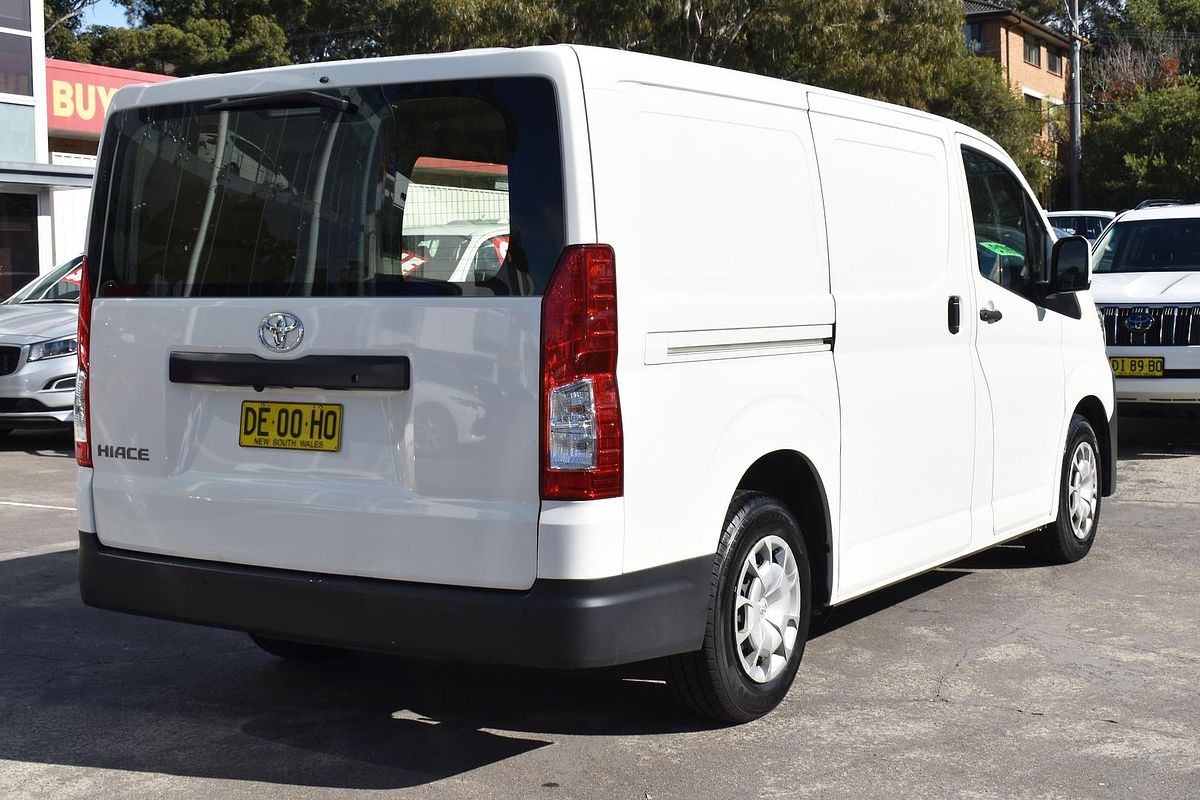 2022 Toyota Hiace GDH300R LWB