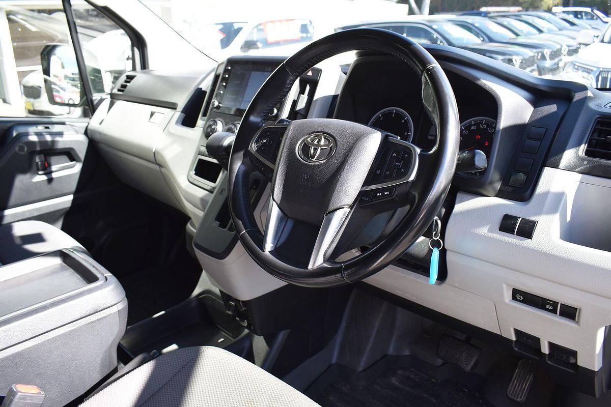 2022 Toyota Hiace GDH300R LWB