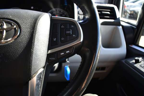 2022 Toyota Hiace GDH300R LWB