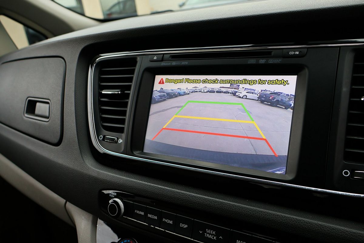 2017 Kia Carnival Si YP