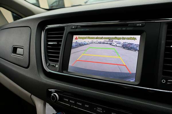 2017 Kia Carnival Si YP