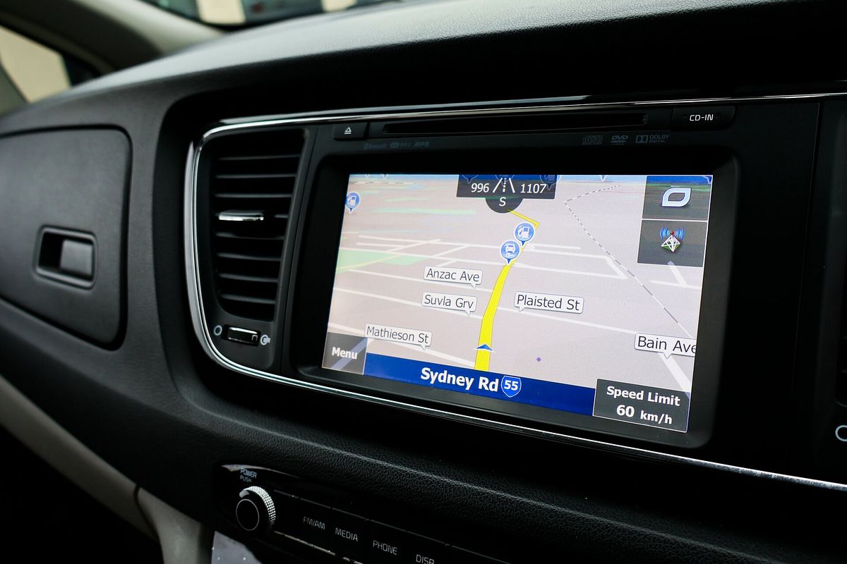 2017 Kia Carnival Si YP