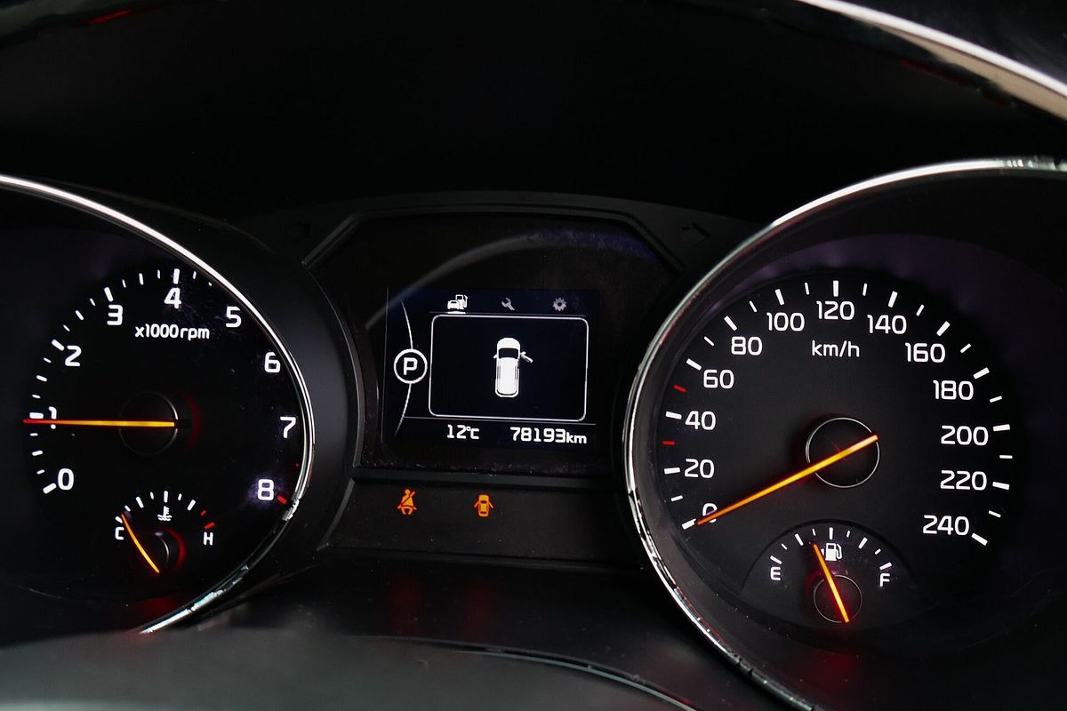 2017 Kia Carnival Si YP
