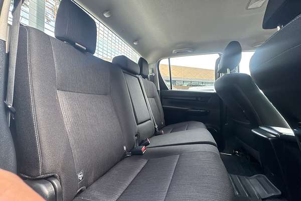 2019 Toyota Hilux SR GUN126R 4X4