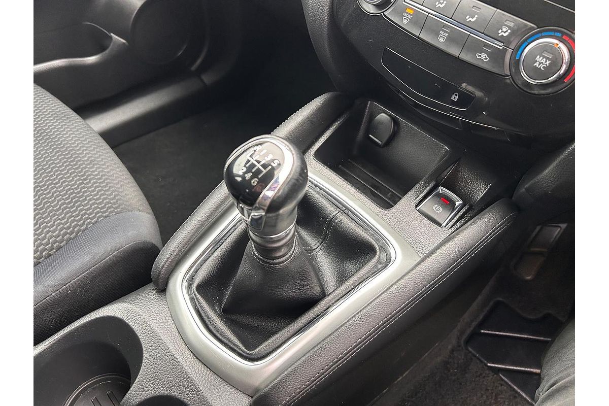 2015 Nissan QASHQAI ST J11