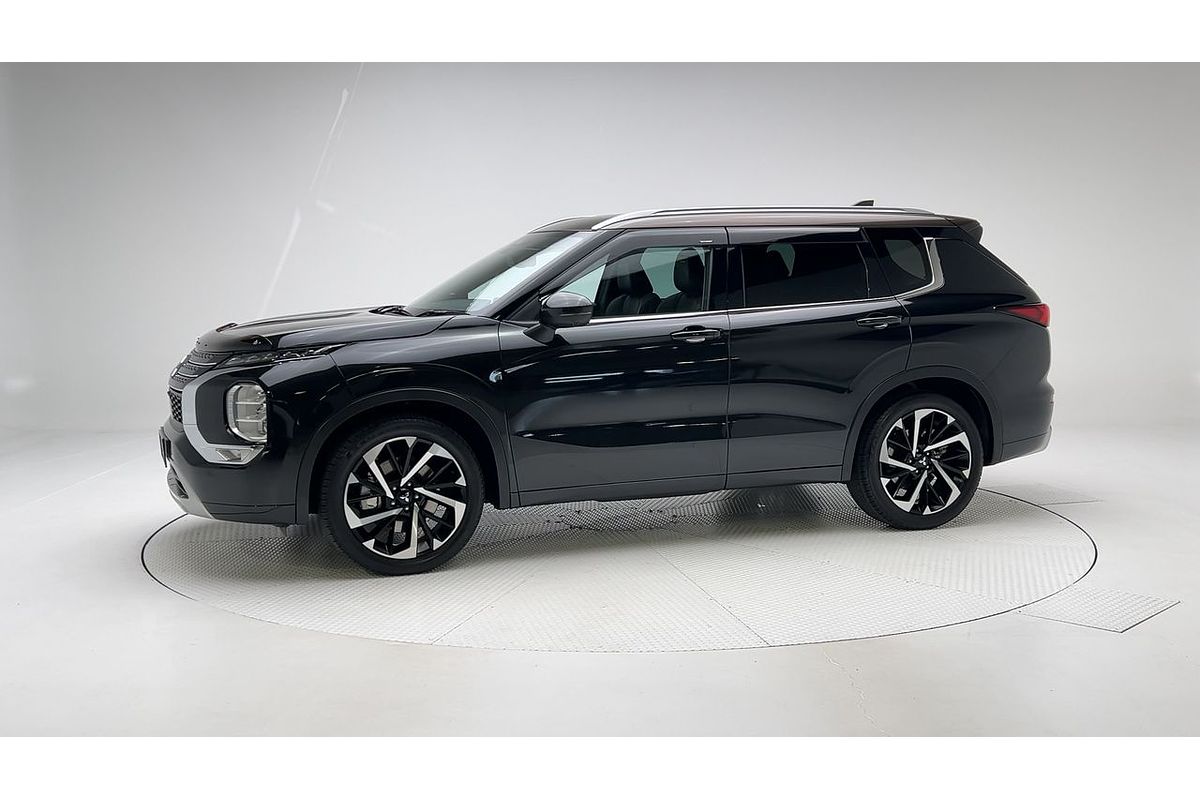 2022 Mitsubishi Outlander Exceed Tourer ZM