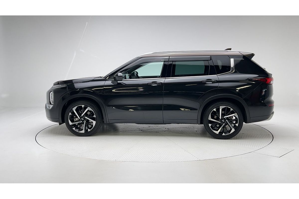 2022 Mitsubishi Outlander Exceed Tourer ZM