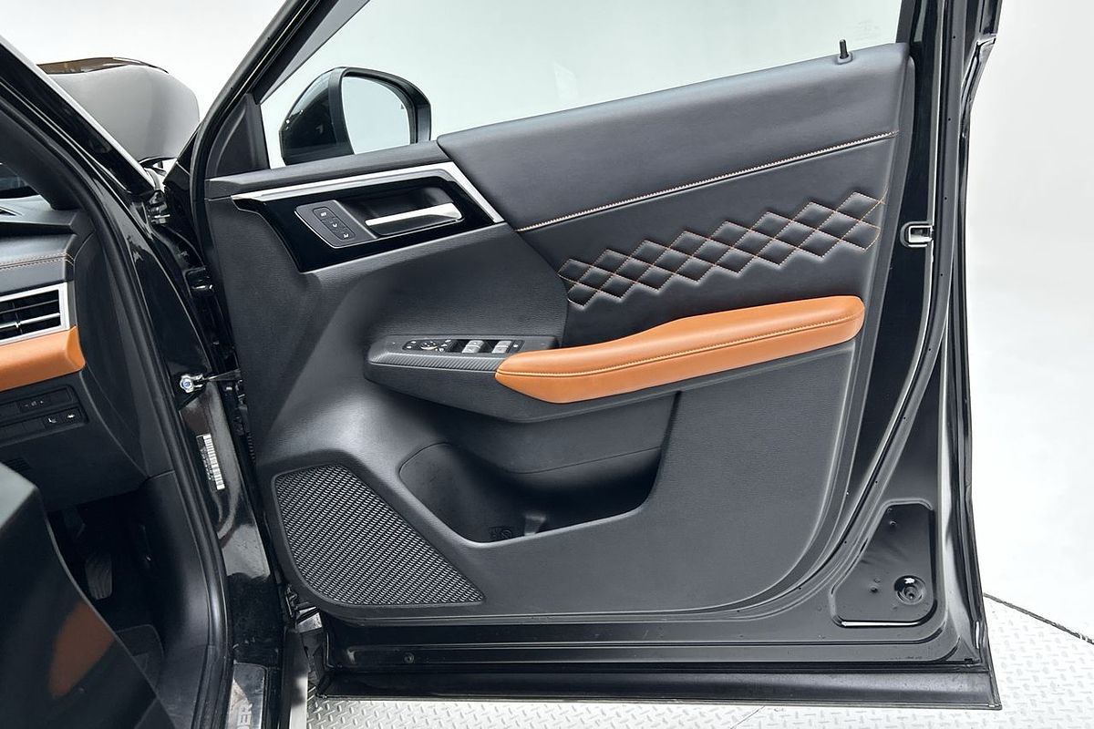 2022 Mitsubishi Outlander Exceed Tourer ZM